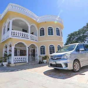 Guest house Dela De-rose Jamaica 